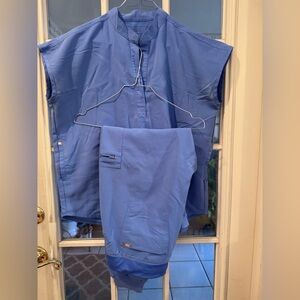 Figs scrub set - Zamora joggers & Rafaela top